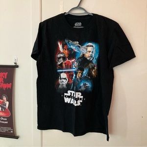 Star Wars merch black The Force Awakens sequel trilogy tee in men’s large